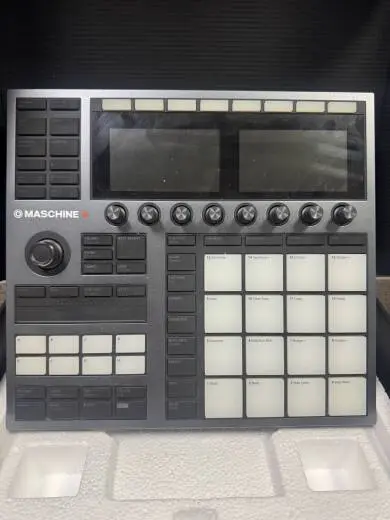 Native Instruments Maschine Plus
